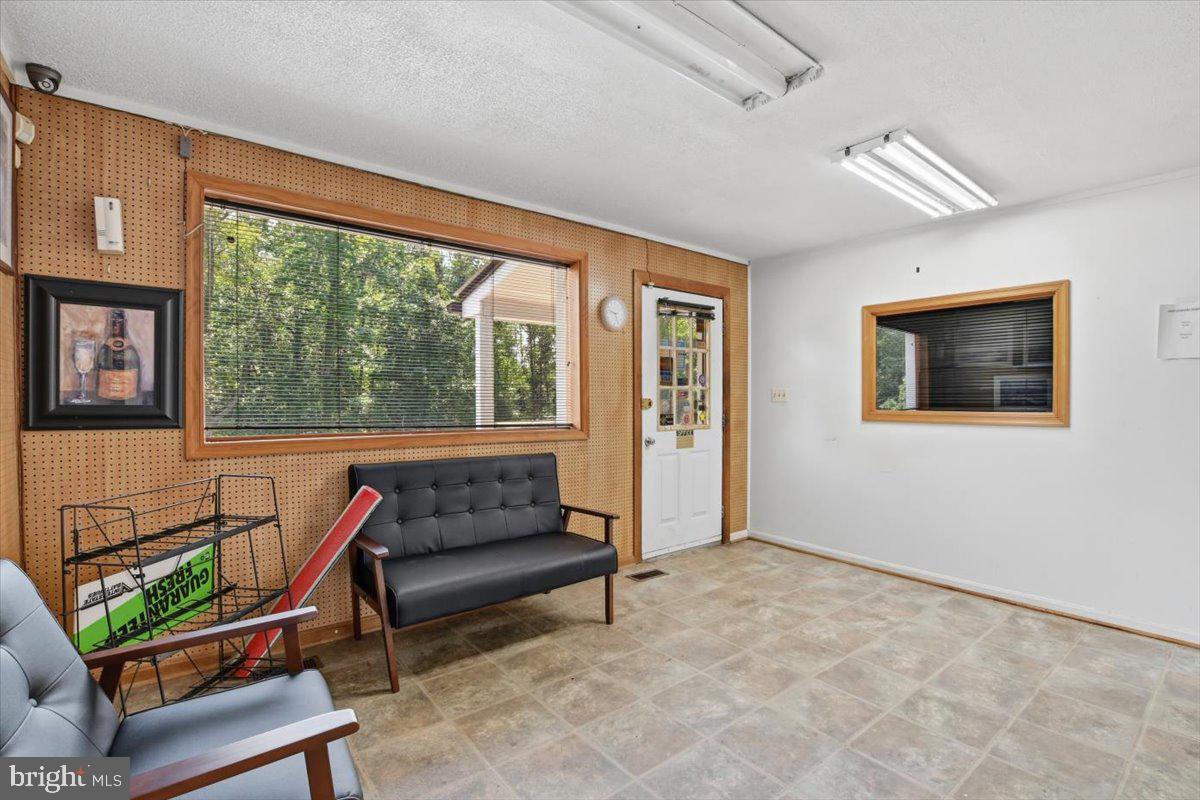 6269 Caledon Rd Property Photo 21