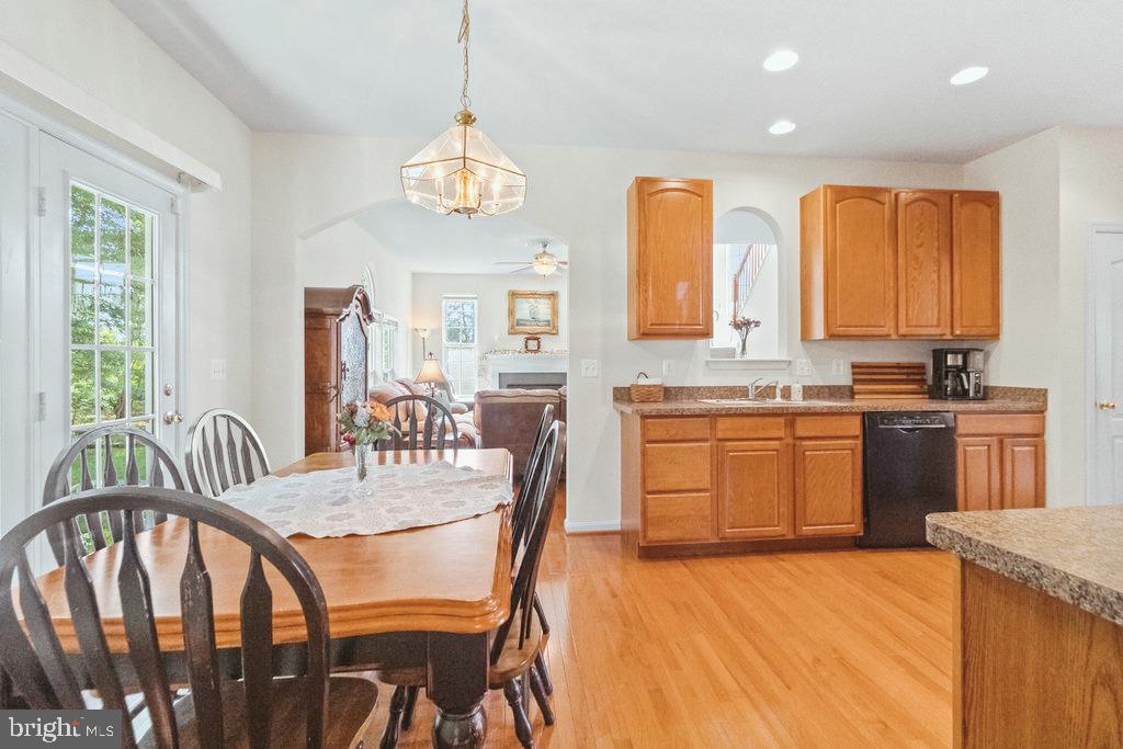 17088 Windward Ln Property Photo 11