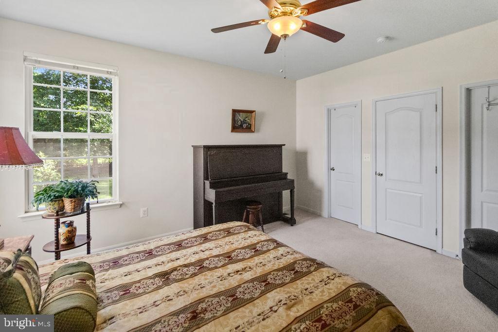 17088 Windward Ln Property Photo 13