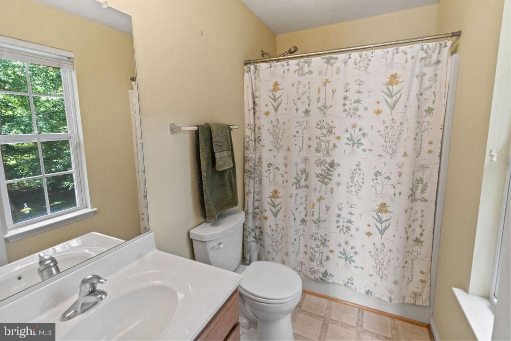 17088 Windward Ln Property Photo 30