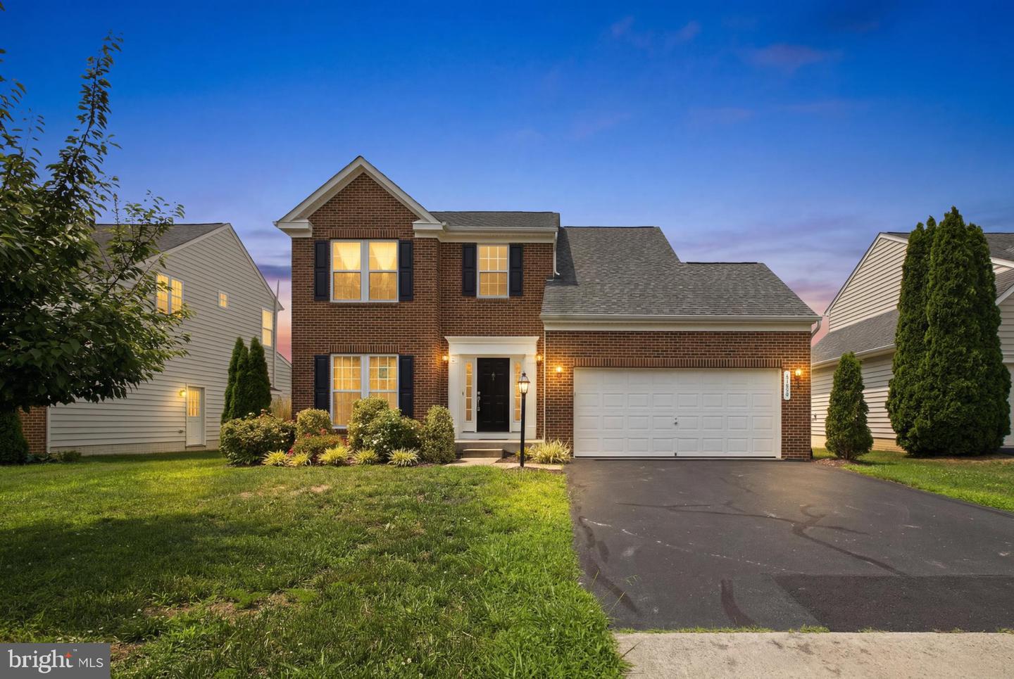 11804 Fullers Ln Property Photo 1