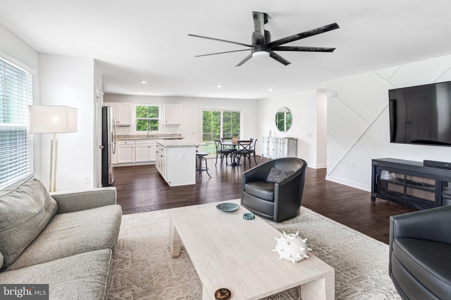 6384 Brewery Ct Property Photo 3