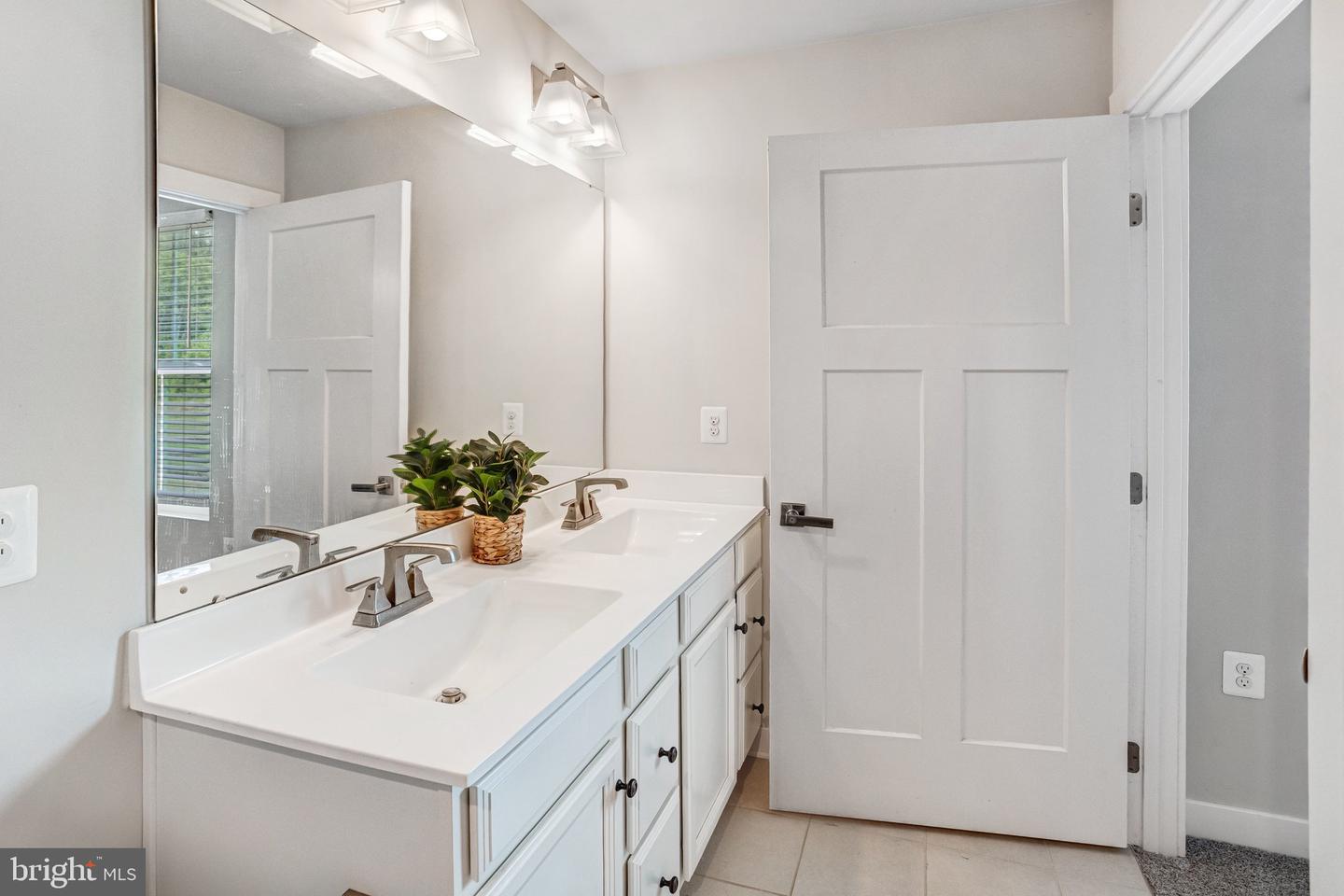 6384 Brewery Ct Property Photo 15