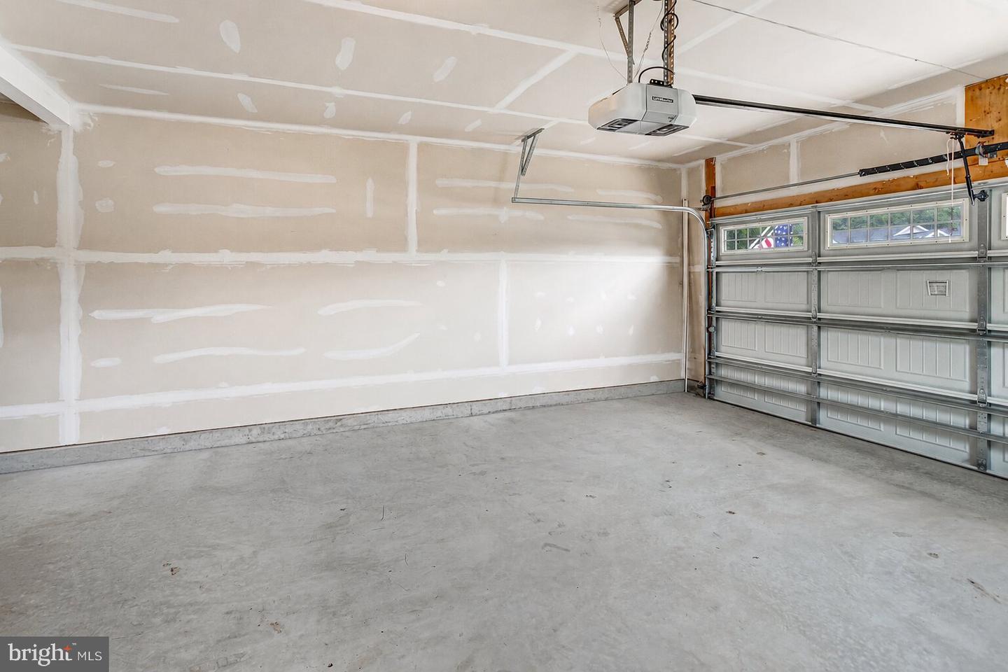 6384 Brewery Ct Property Photo 17