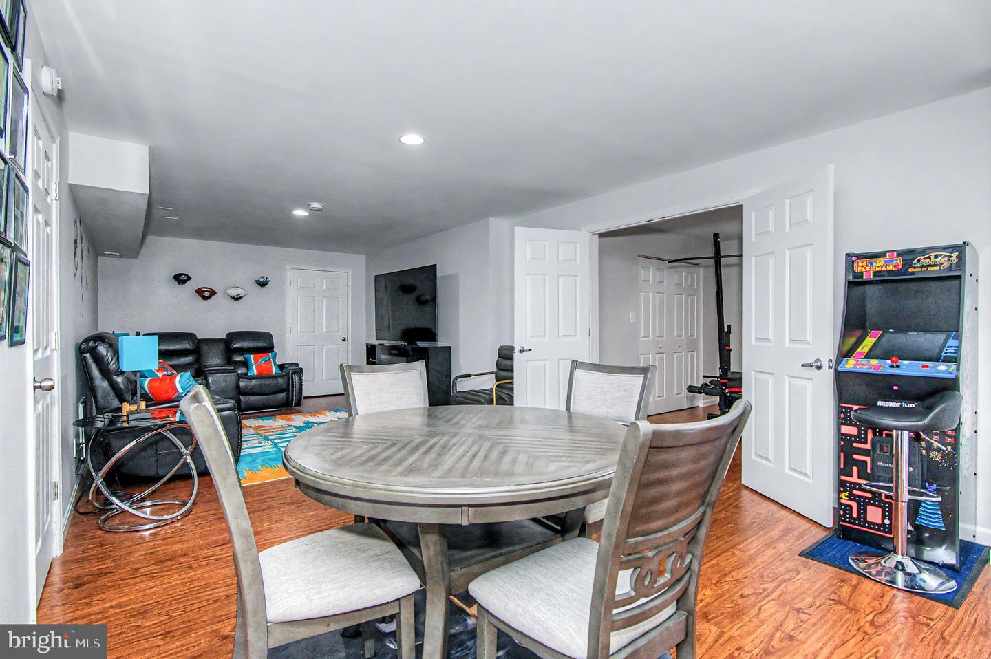 6245 Hawser Dr Property Photo 39