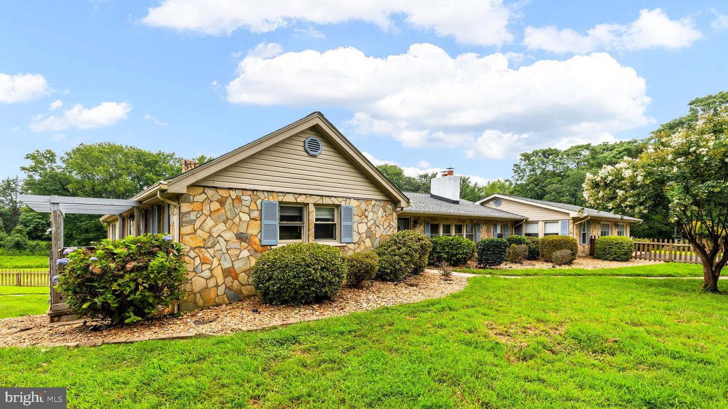 15299 Ballantrae Ave Property Photo 8