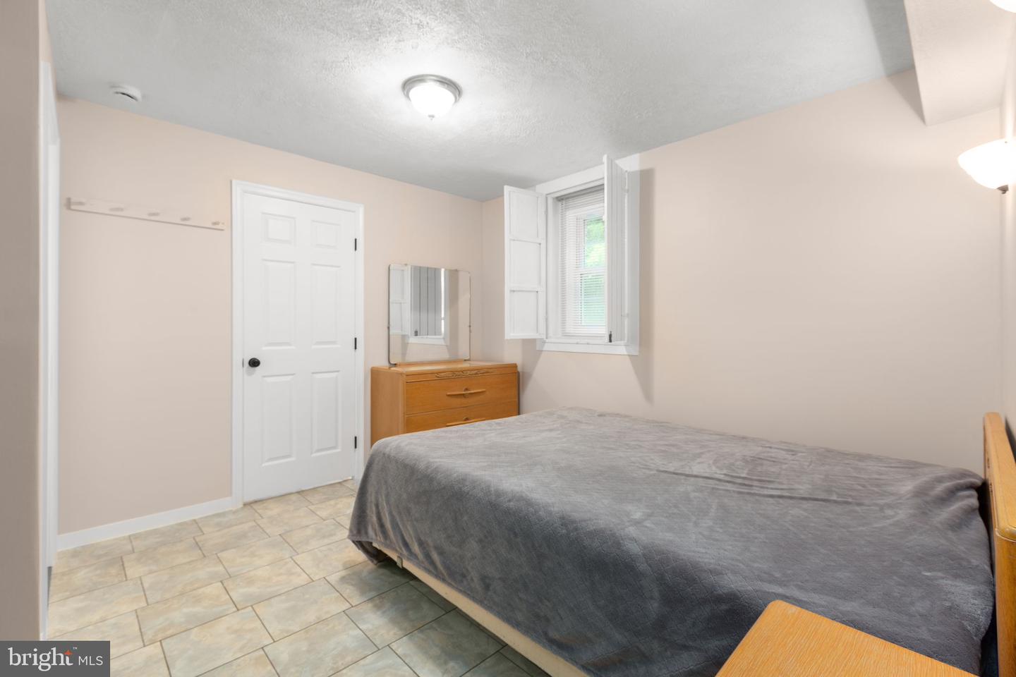 5423 Windsor Dr Property Photo 31