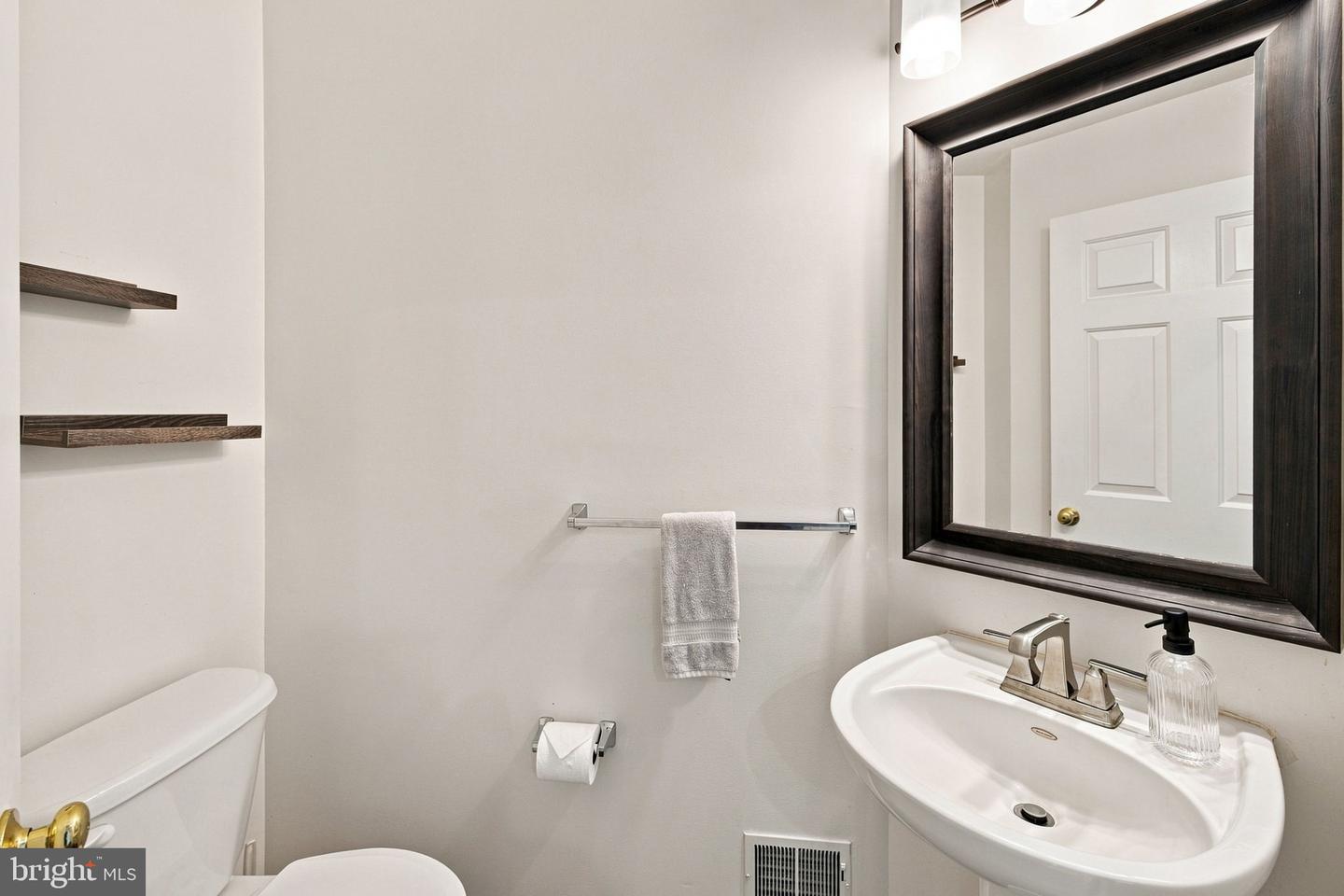 5972 Parsons Ln Property Photo 22