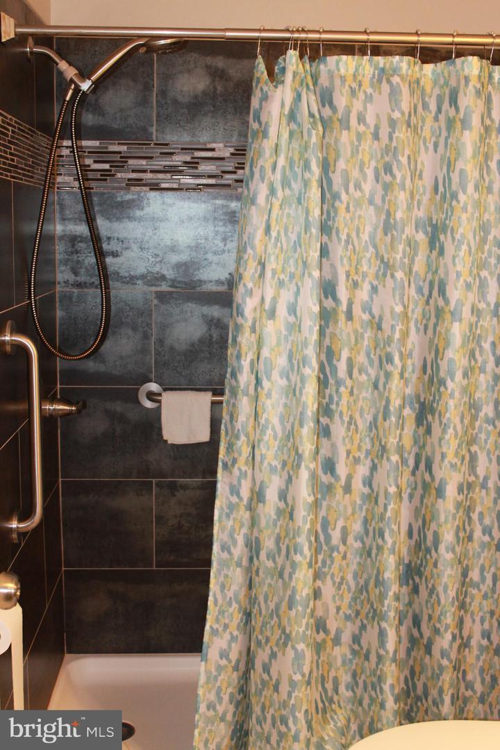 9391 Caledon Rd Property Photo 23