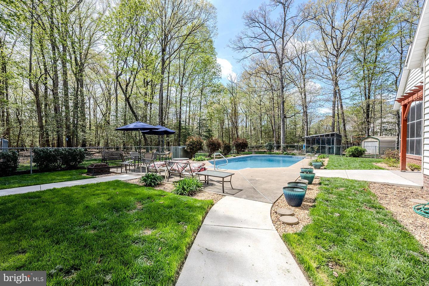 18224 Green Blvd Property Photo 7