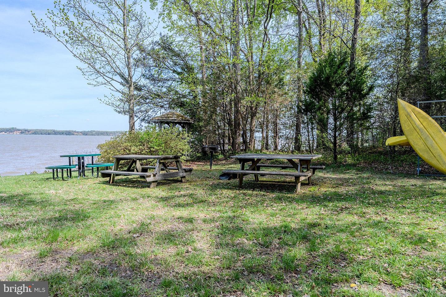 18224 Green Blvd Property Photo 11