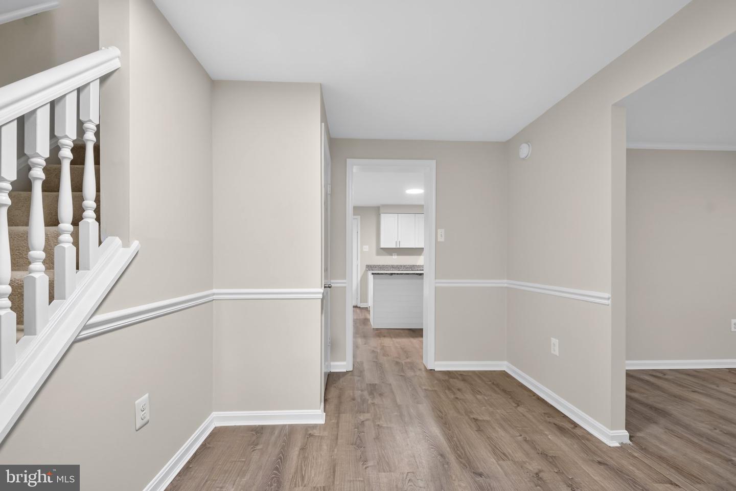 12219 Ward Rd Property Photo 3