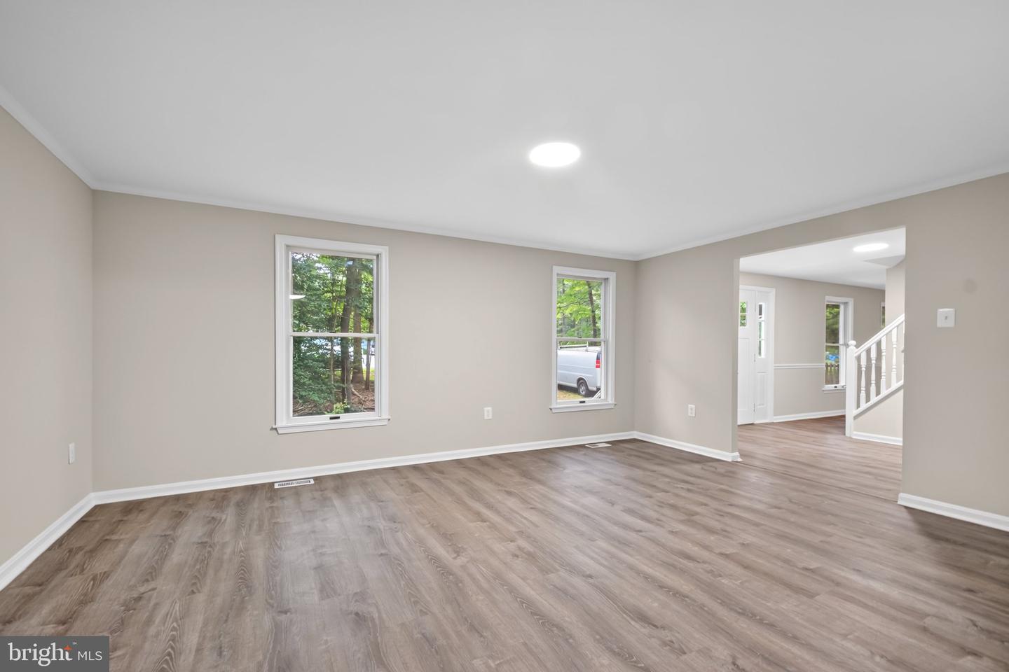 12219 Ward Rd Property Photo 5