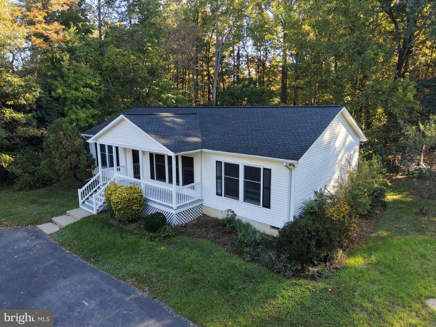 10137 MADISON DR Property Photo 1