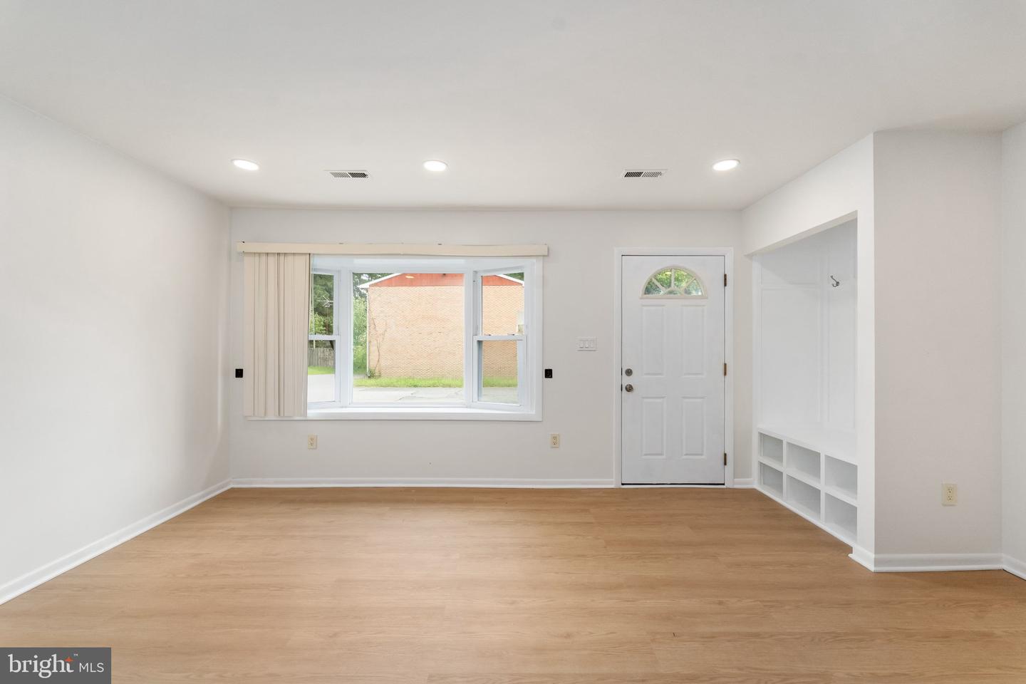 5188 Heritage Dr Property Photo 6