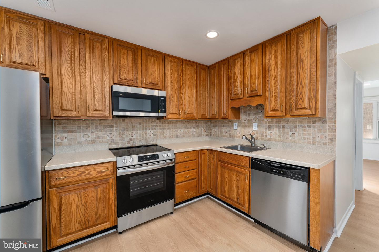 5188 Heritage Dr Property Photo 16
