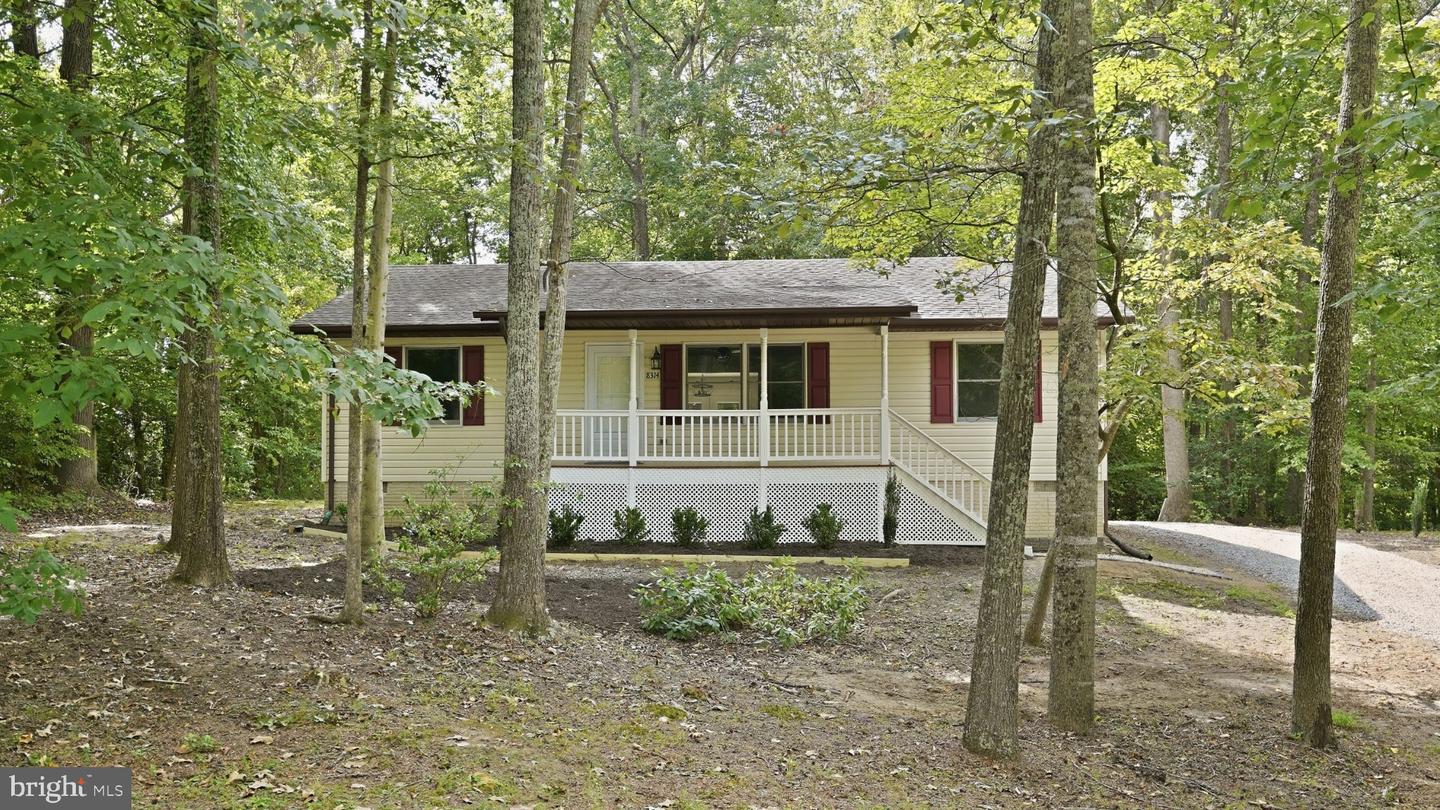 8314 DELEGATE DR Property Photo 1
