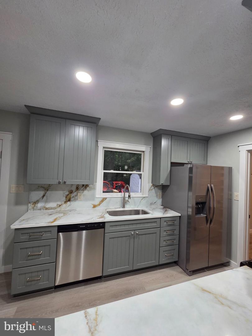 8314 Delegate Dr Property Photo 21