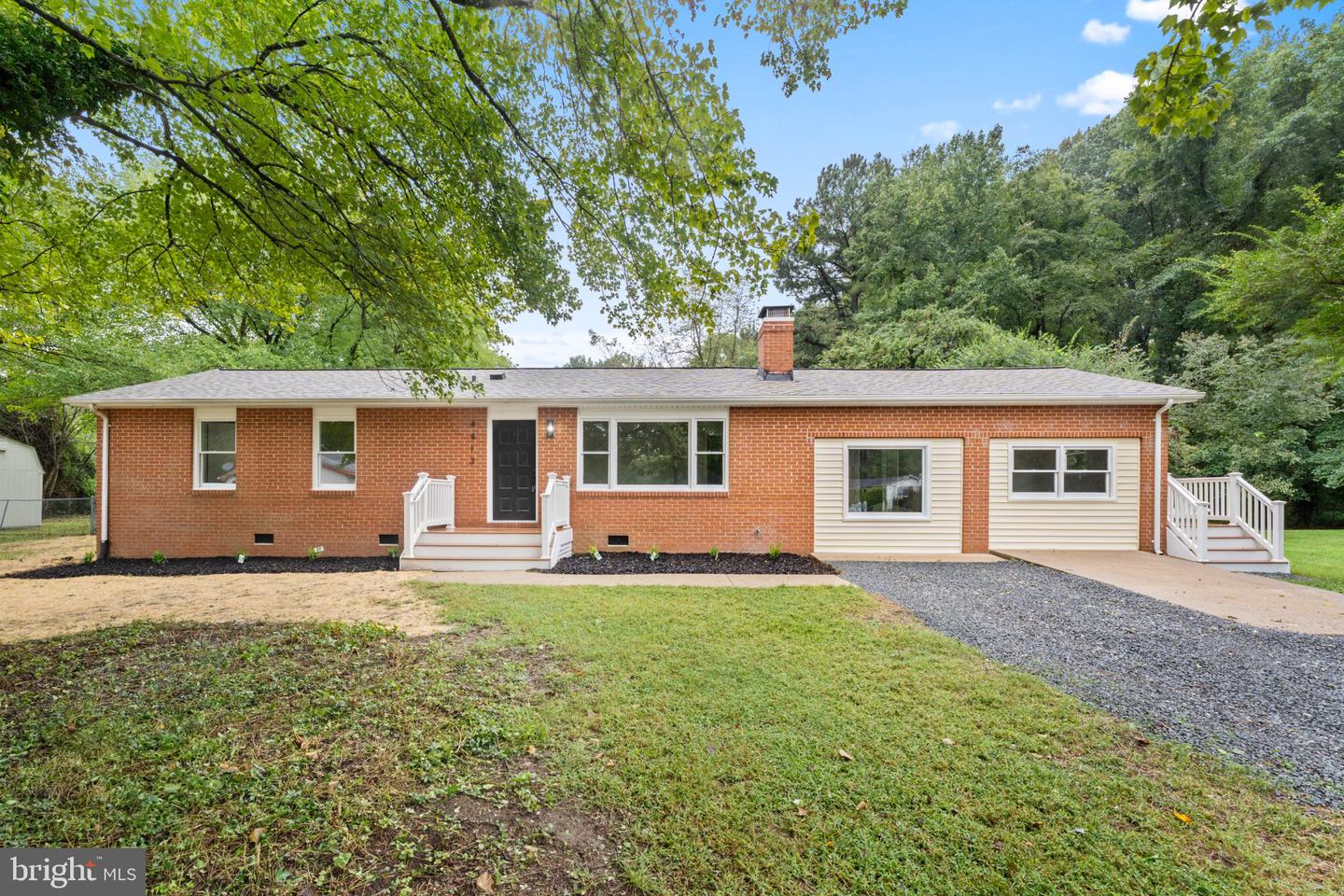 4413 Chesapeake Pl Property Photo 2