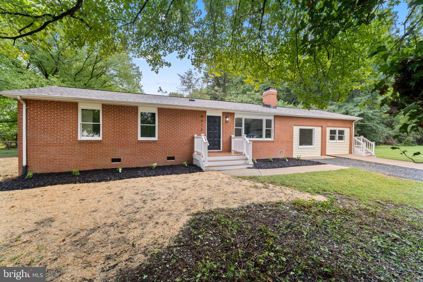 4413 Chesapeake Pl Property Photo 3