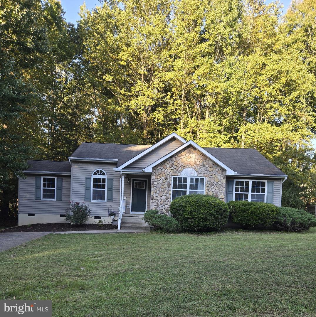 1087 Garner Dr Property Photo 1