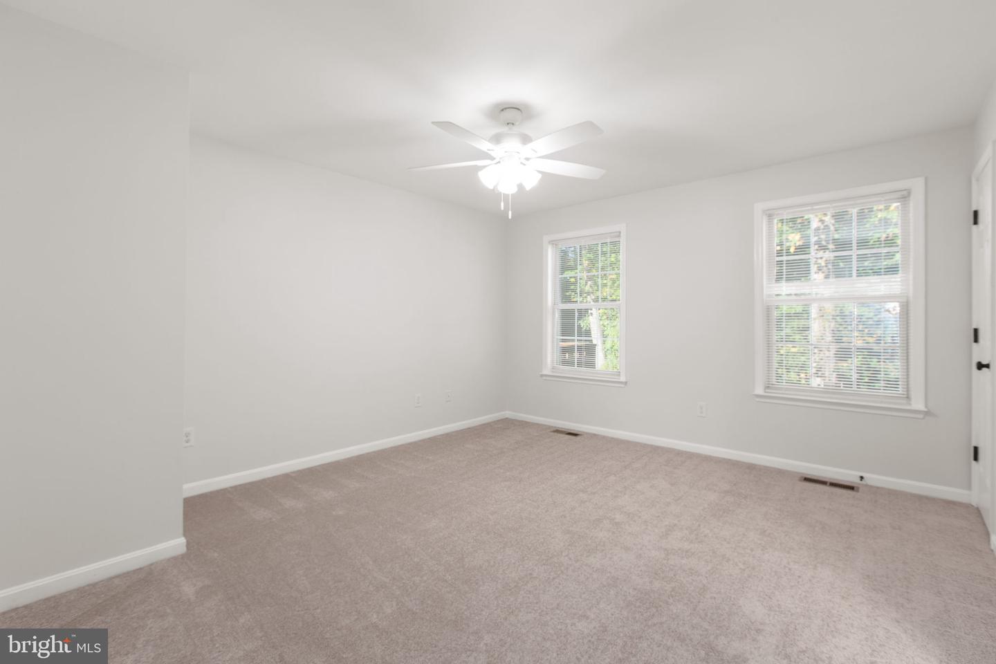 1087 Garner Dr Property Photo 7