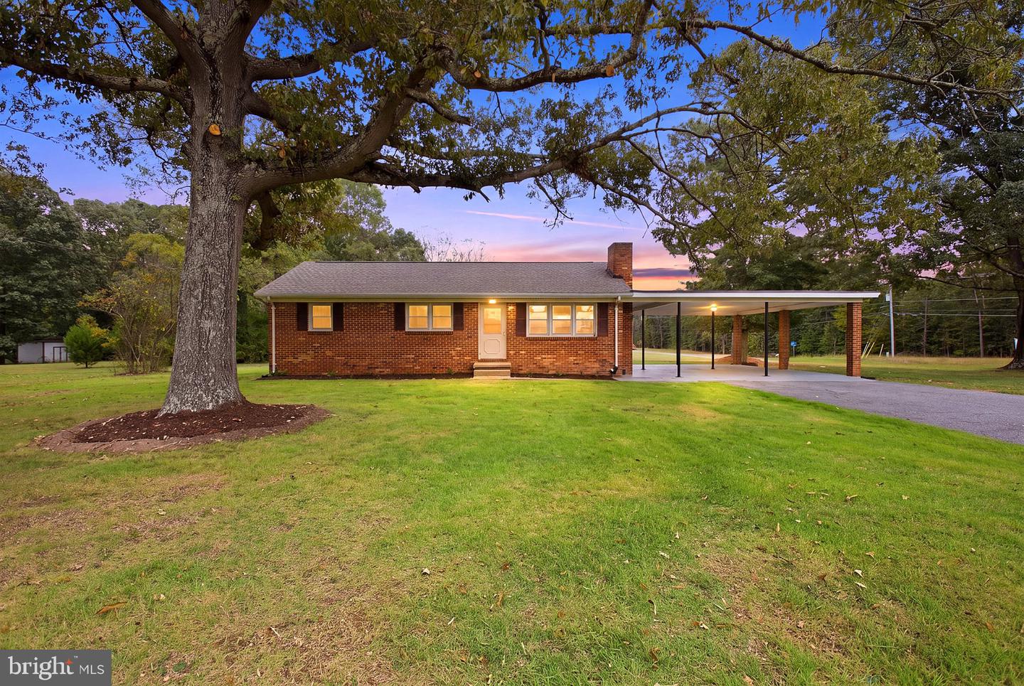 13130 Round Hill Rd Property Photo 1