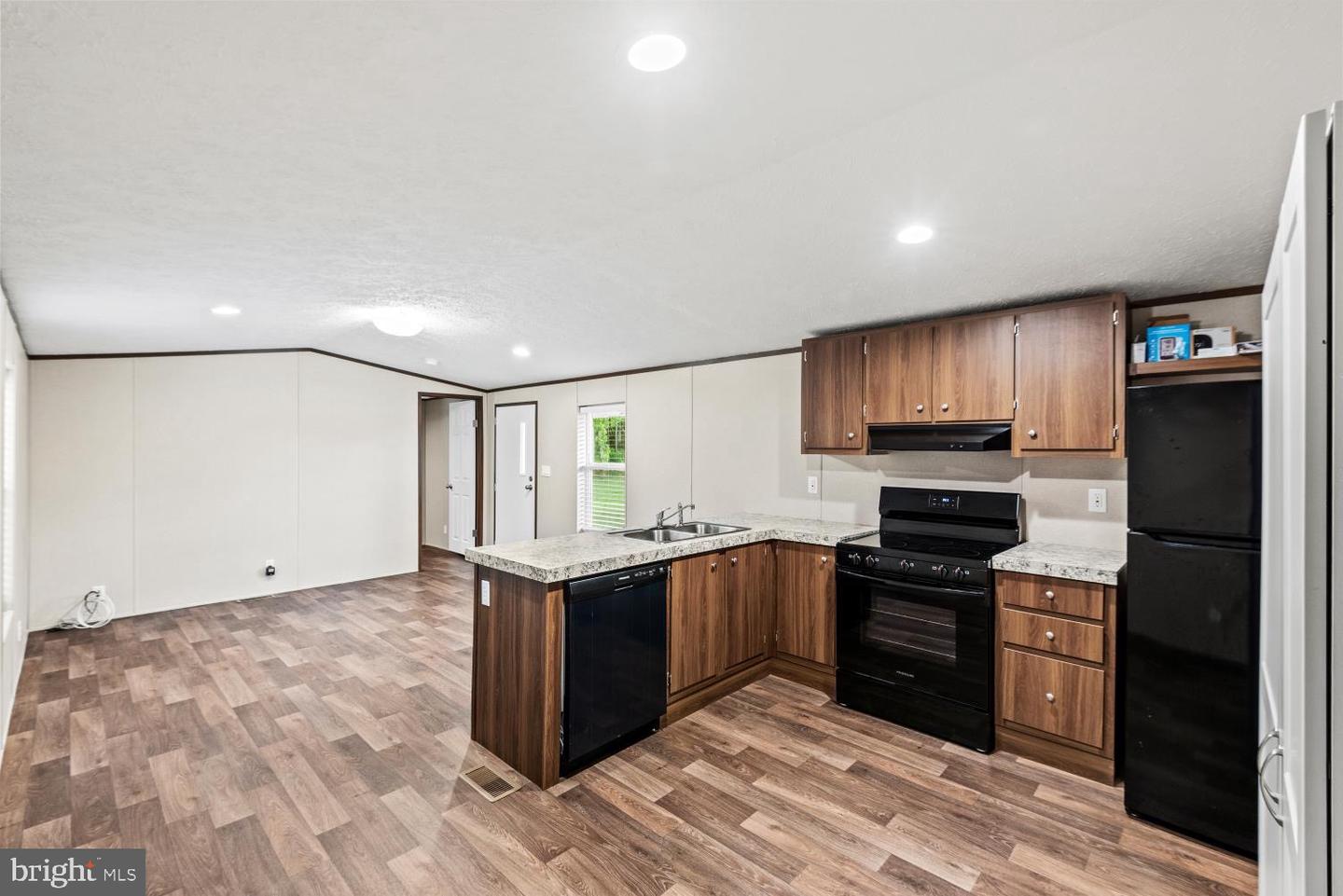 568 Reed Bridge Farm Road Property Photo 11