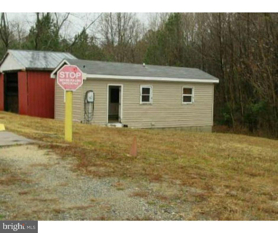 113 Roundabout Rd Property Photo 6