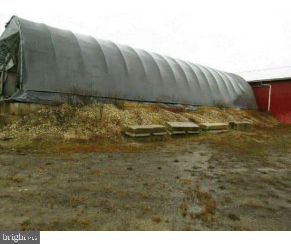 113 Roundabout Rd Property Photo 9