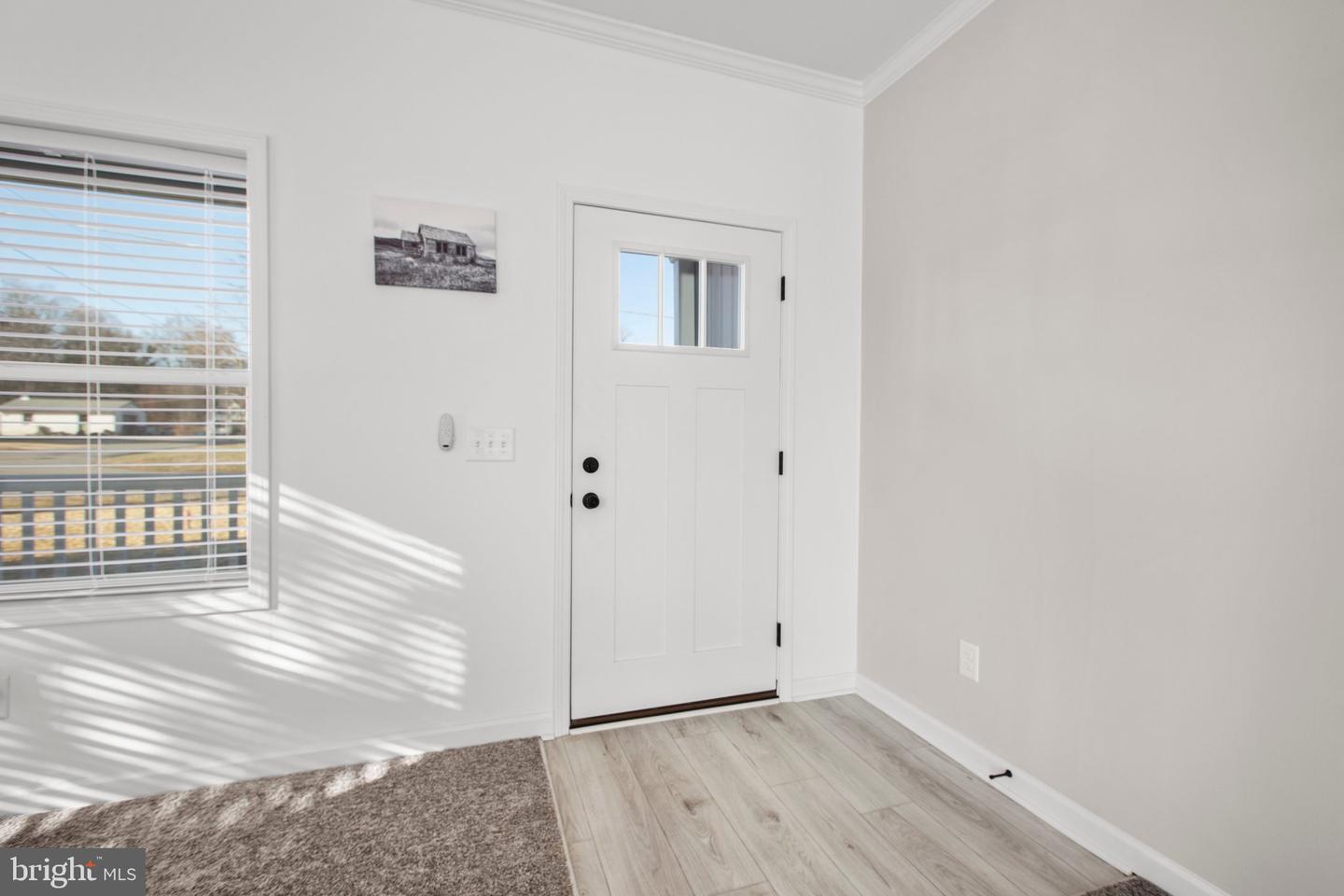 828 Mineral Ave Property Photo 7