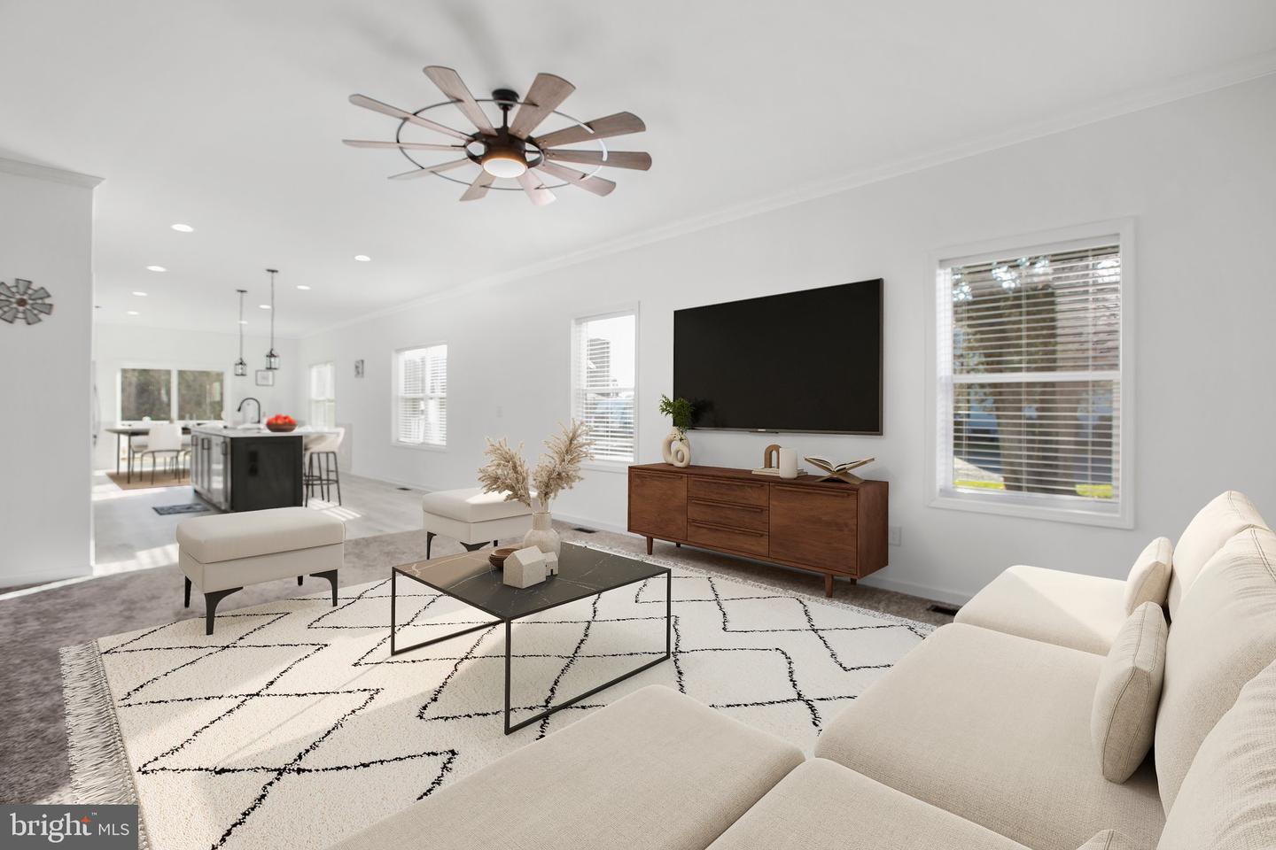 828 Mineral Ave Property Photo 8