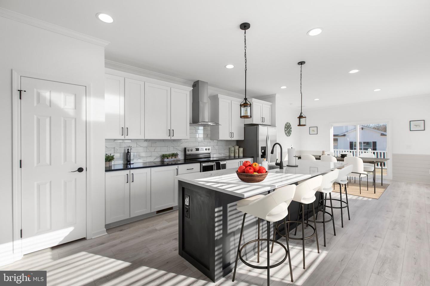 828 Mineral Ave Property Photo 13