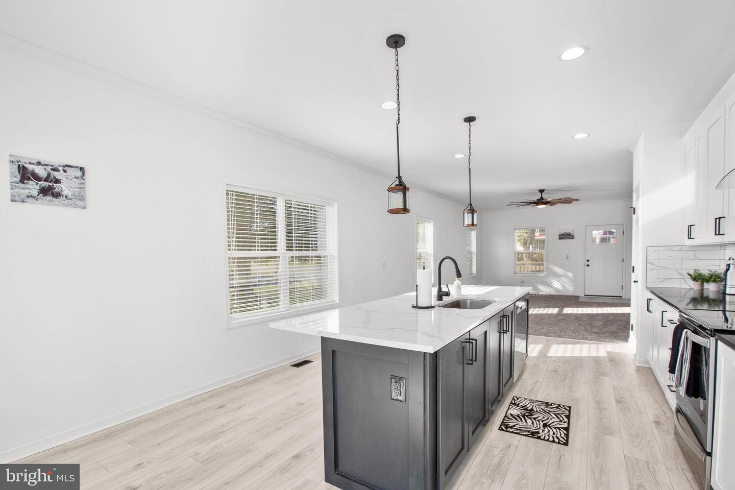 828 Mineral Ave Property Photo 15