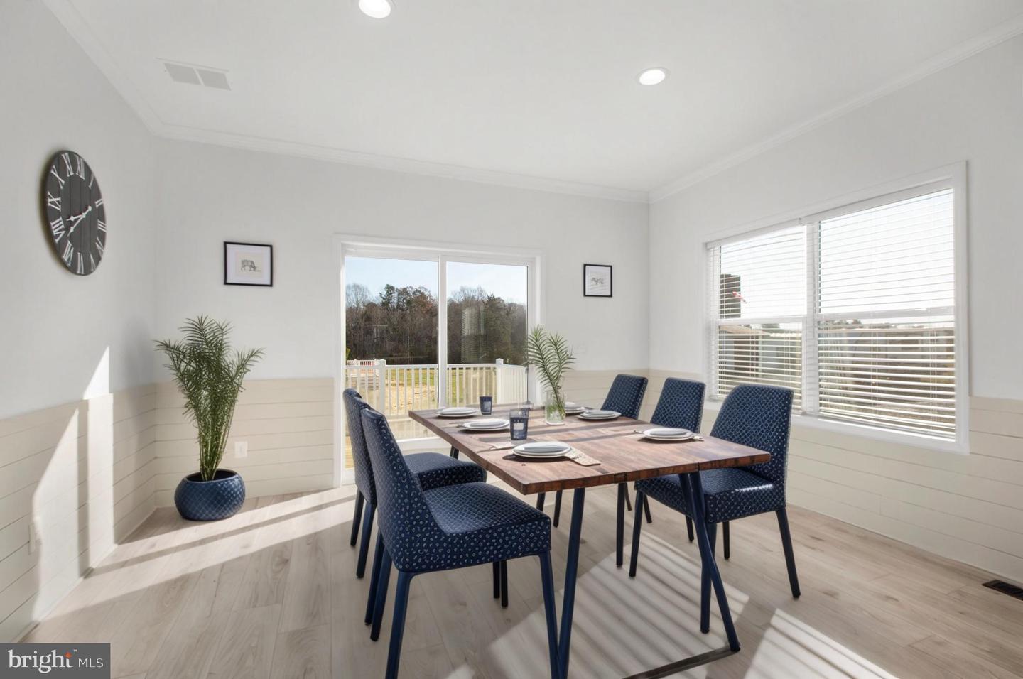 828 Mineral Ave Property Photo 16