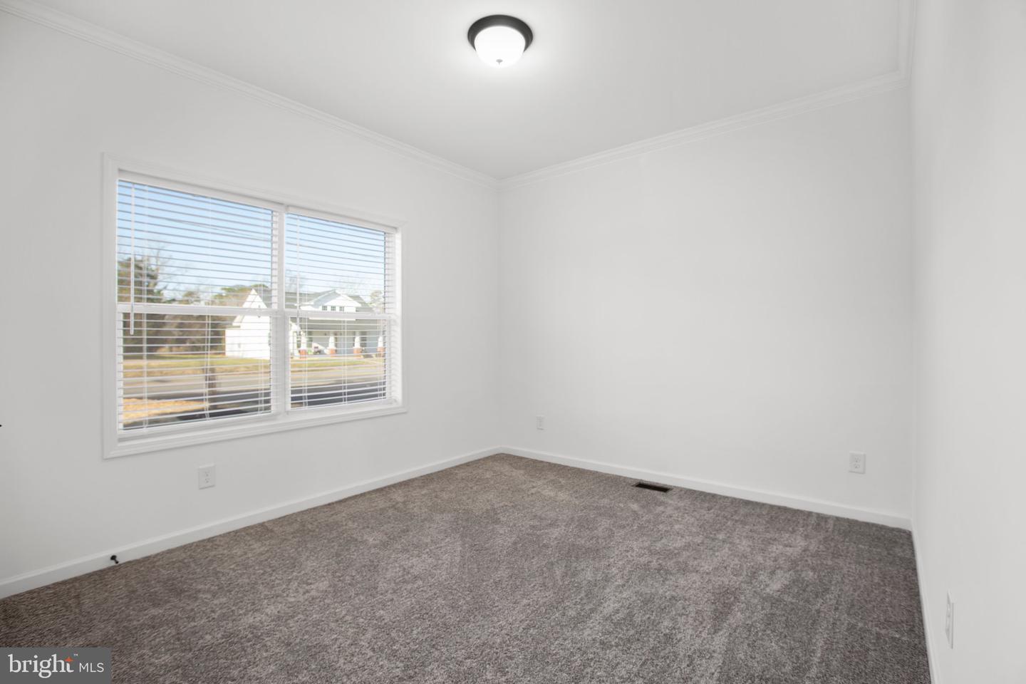 828 Mineral Ave Property Photo 29