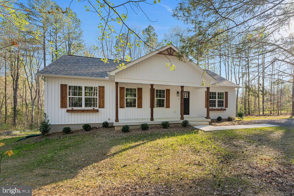 81 Moonshadow Ln Property Photo 4