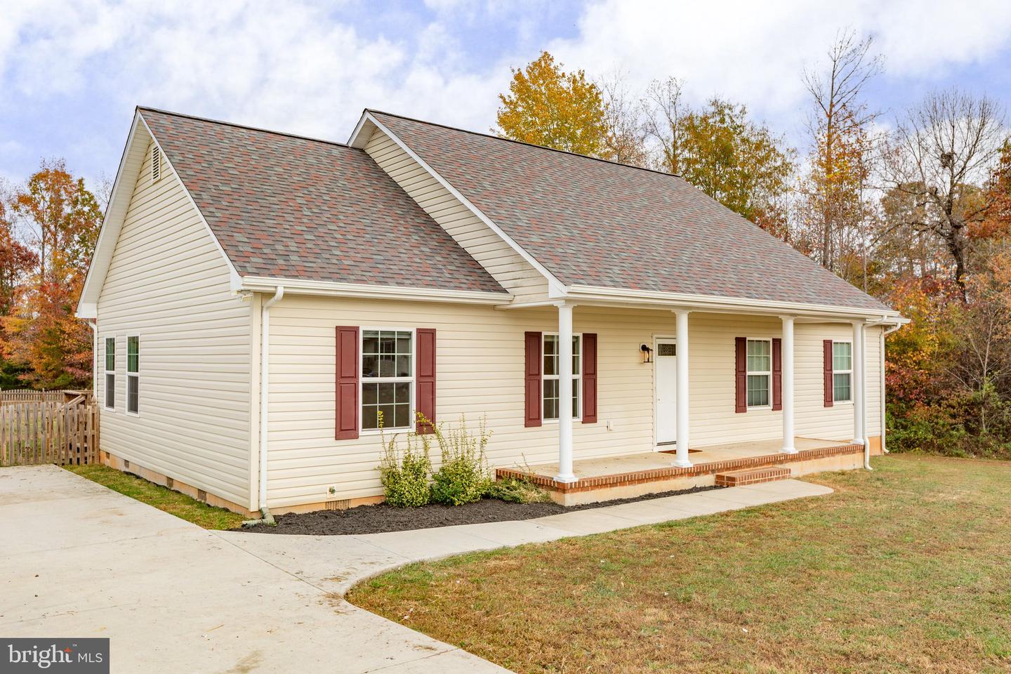Bella Woods Real Estate Listings Main Image