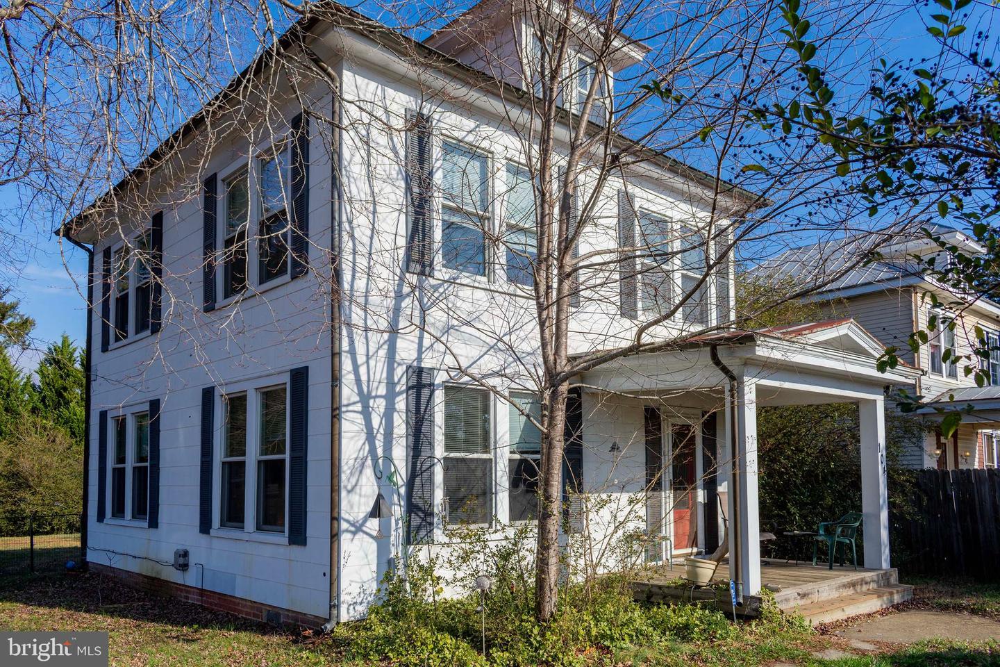 104 Fifth Property Photo 1
