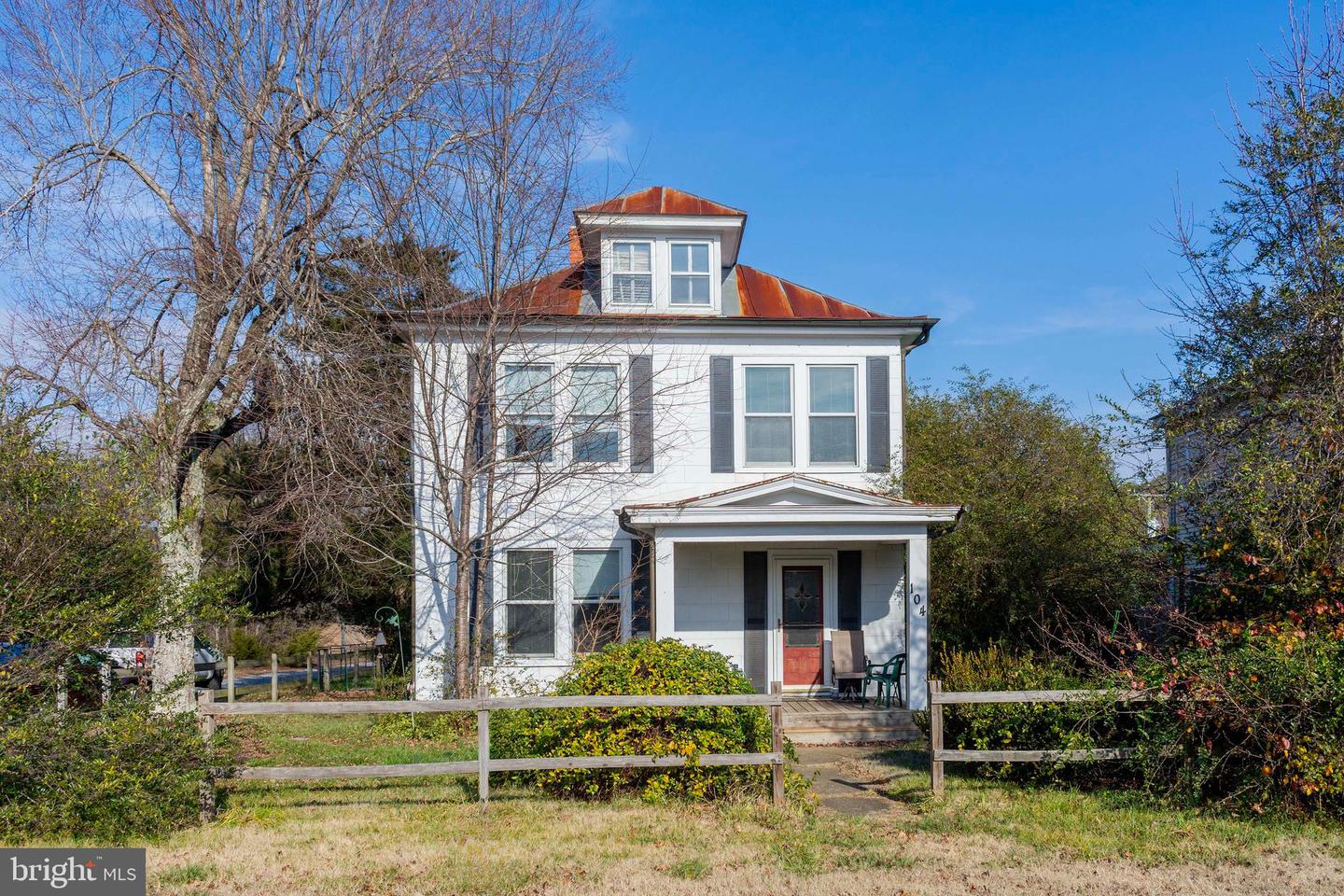 104 Fifth Property Photo 2