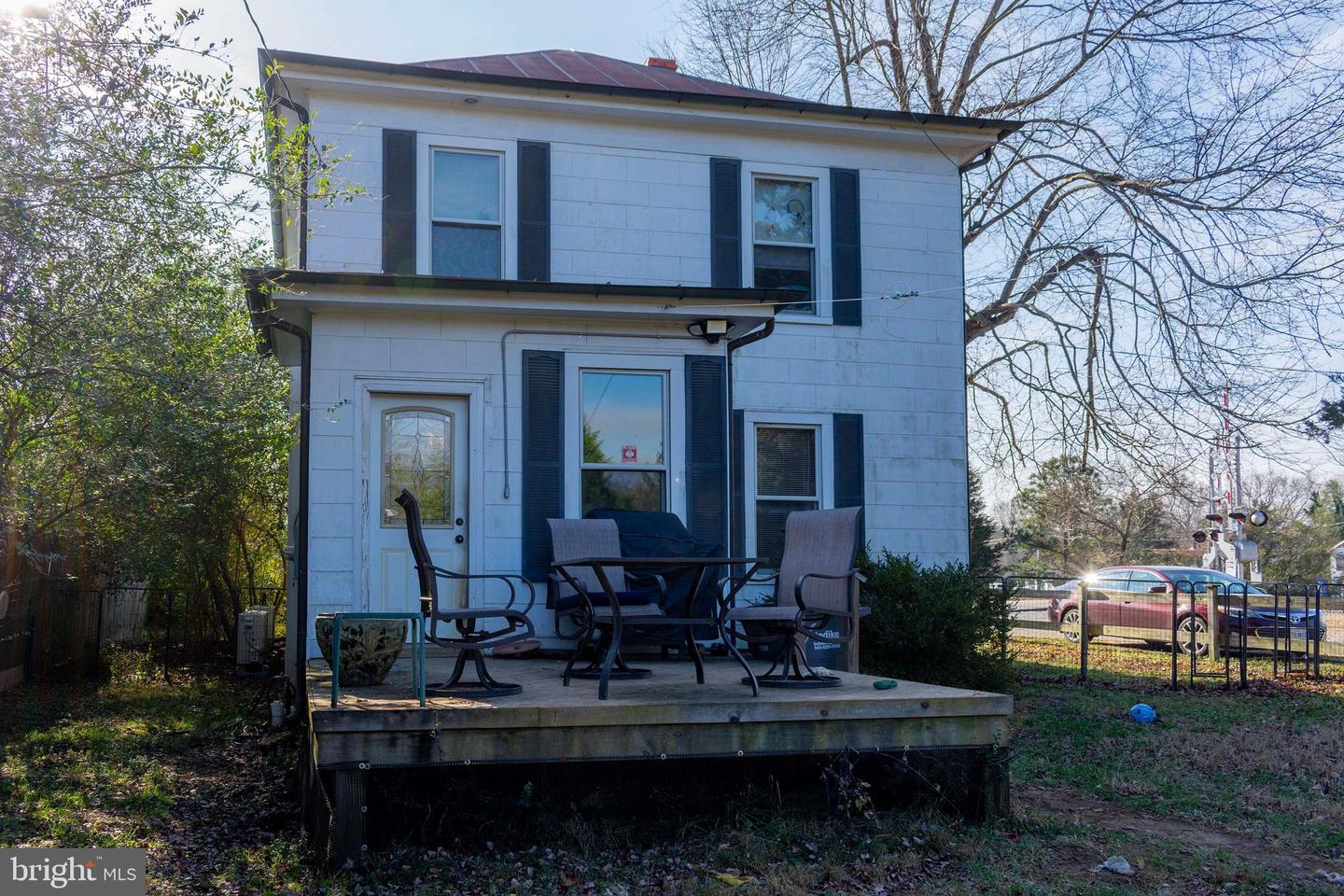 104 Fifth Property Photo 4