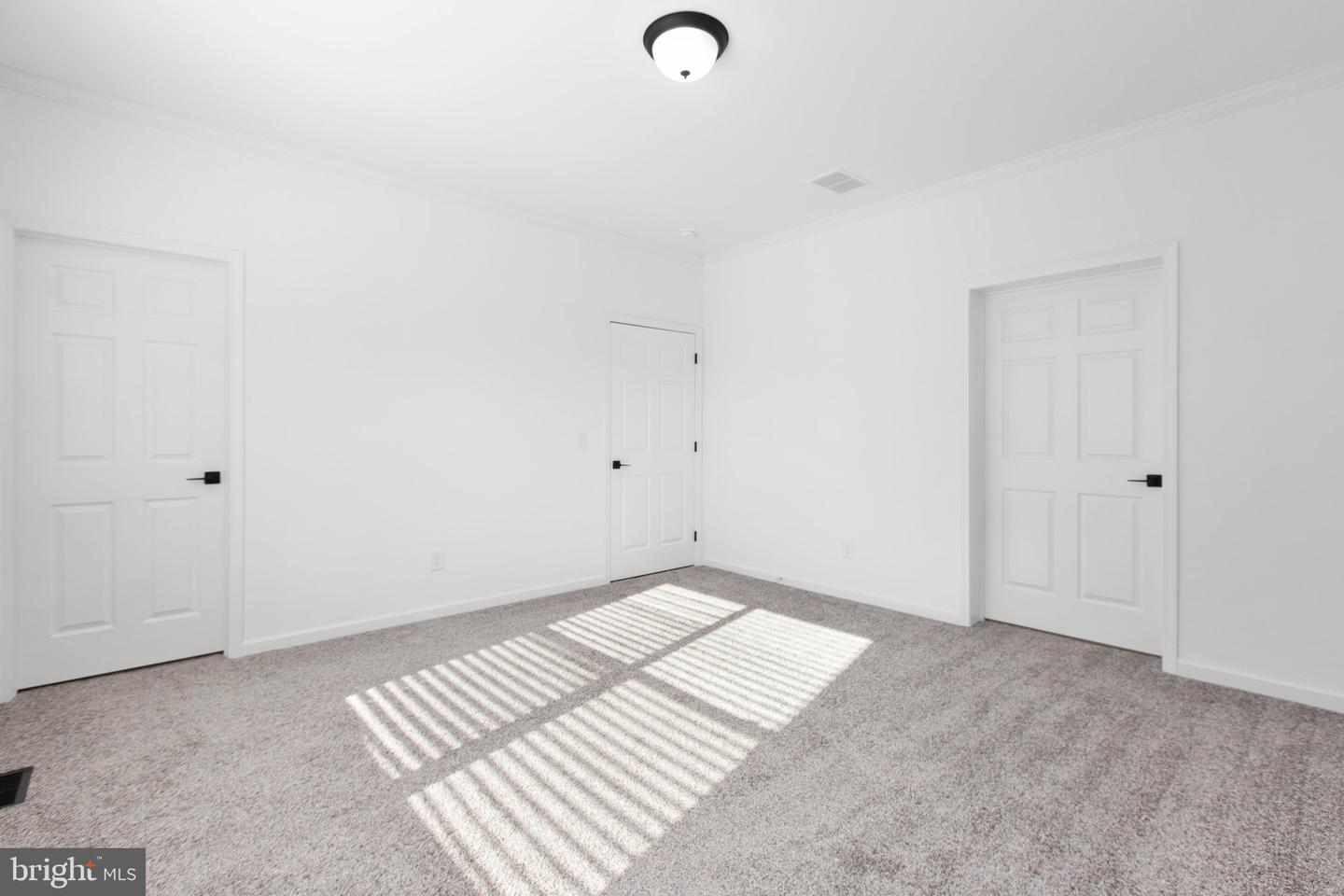 826 Mineral Ave Property Photo 27