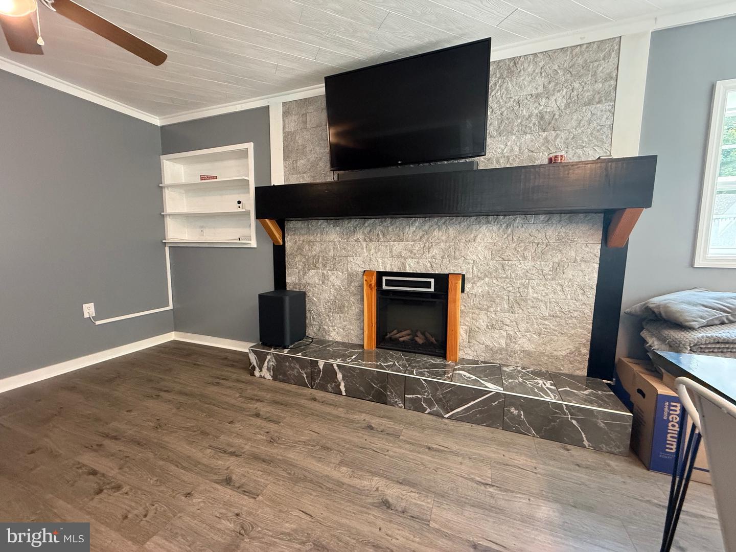 515 S Lakeshore Dr Property Photo 7