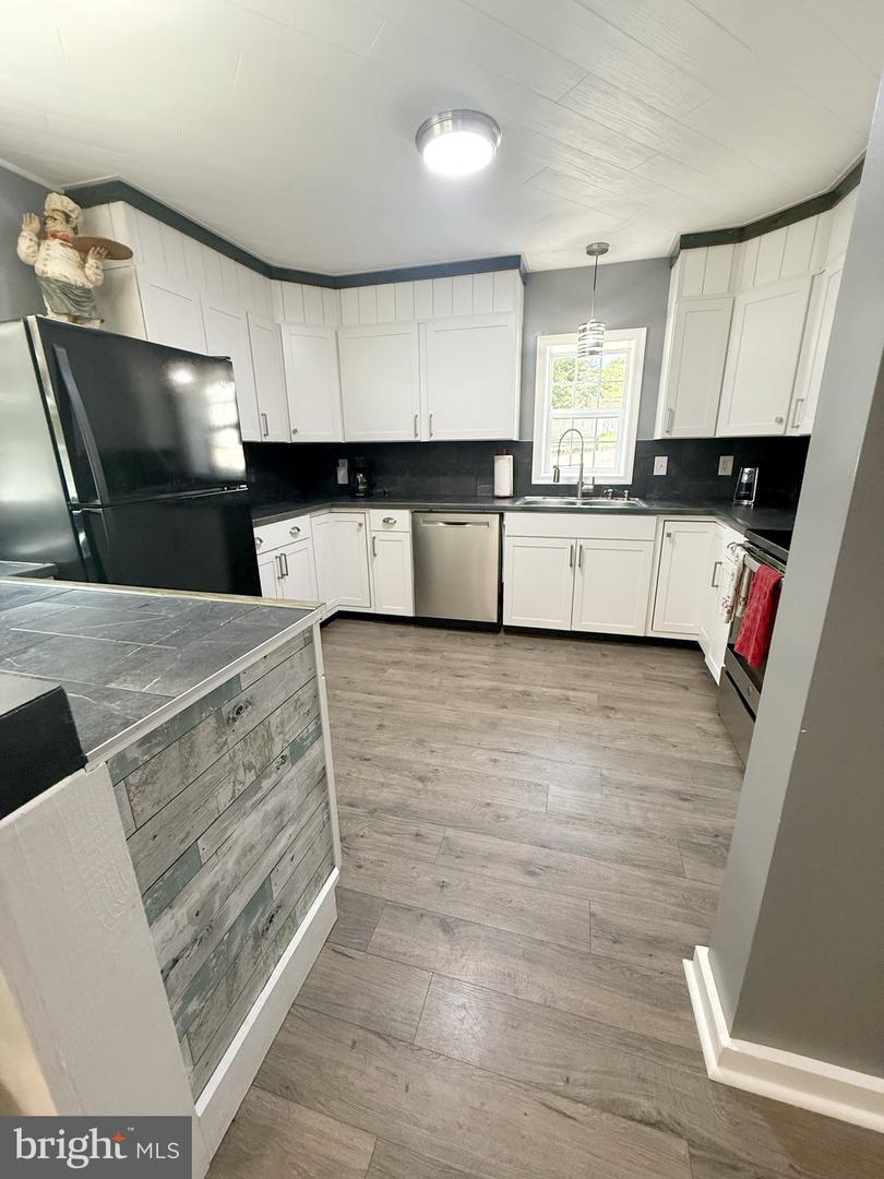 515 S Lakeshore Dr Property Photo 10