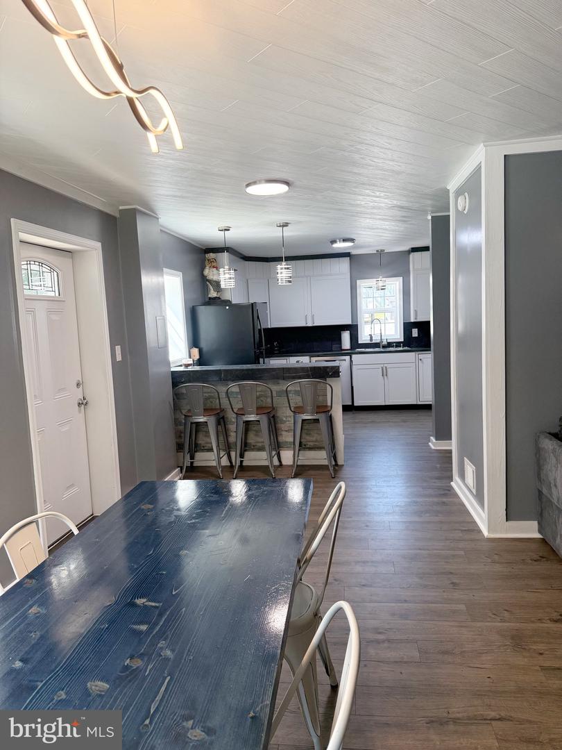 515 S Lakeshore Dr Property Photo 12