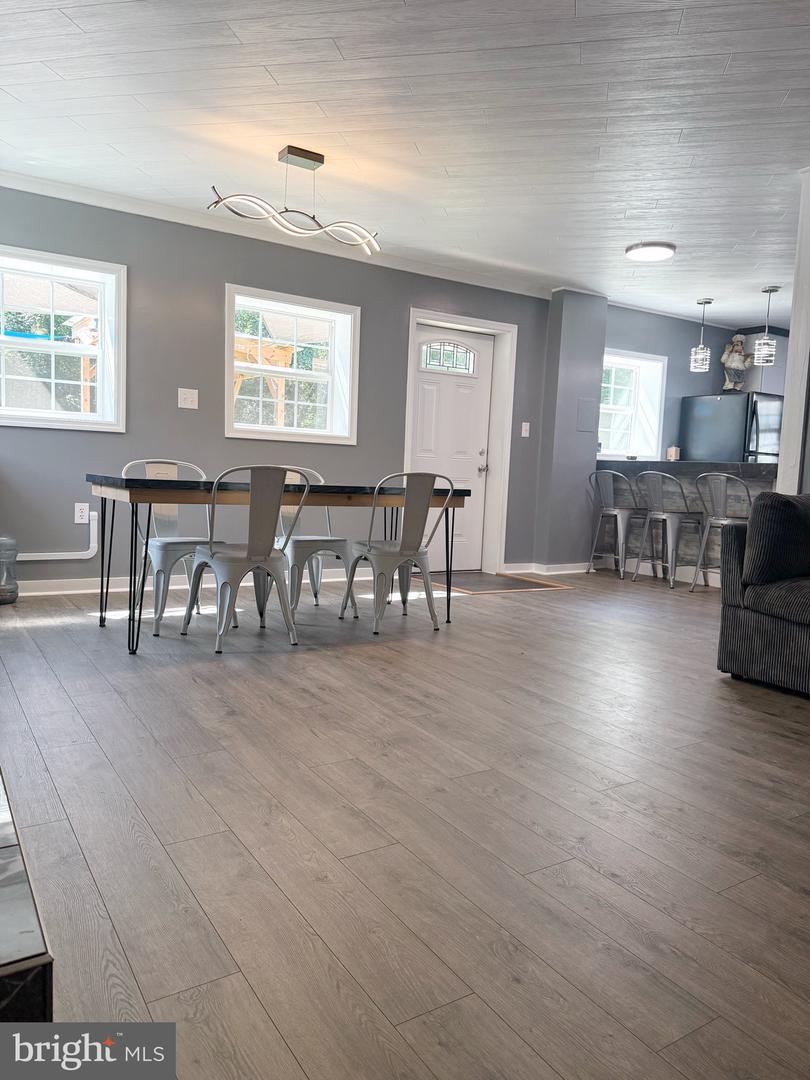 515 S Lakeshore Dr Property Photo 13