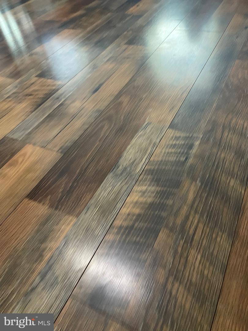 515 S Lakeshore Dr Property Photo 27