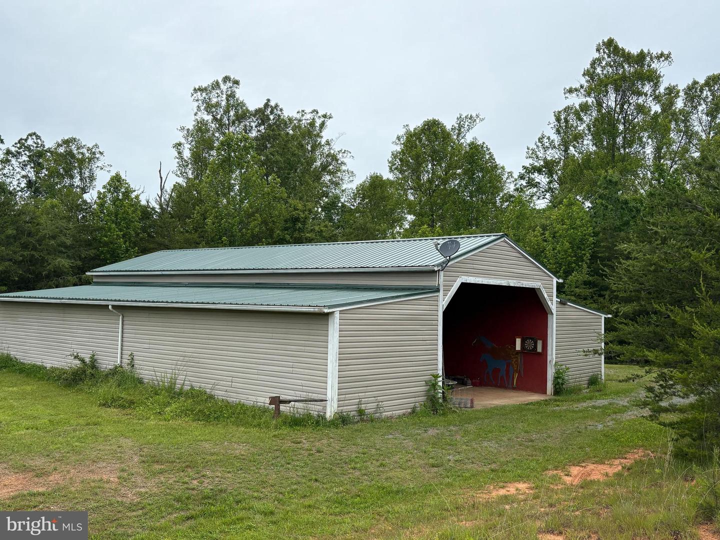 50 Elizabeth Property Photo 2
