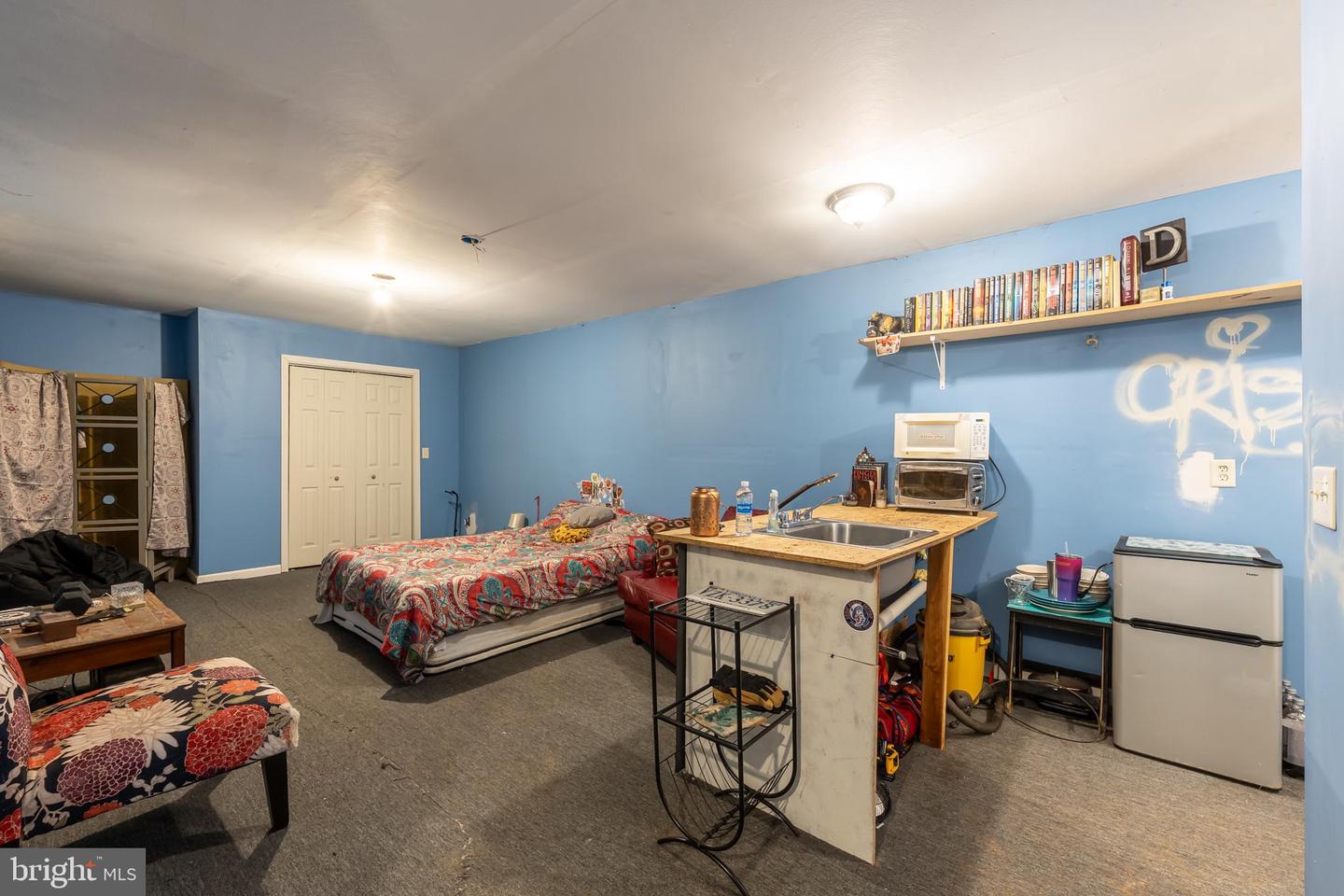 50 Elizabeth Property Photo 18