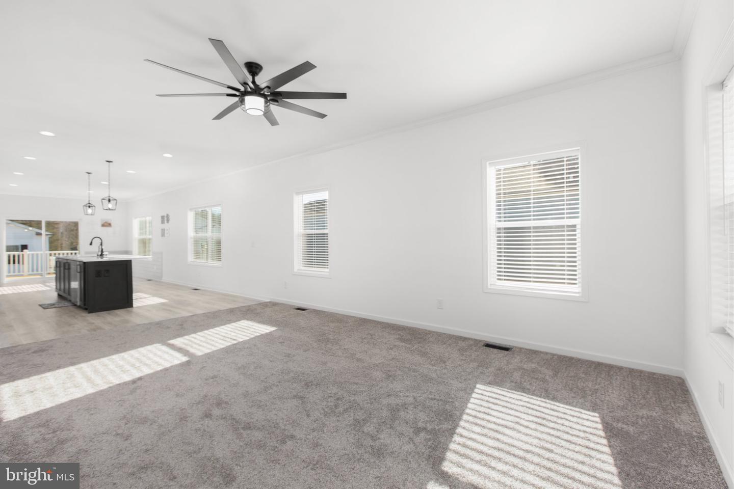 824 Mineral Ave Property Photo 8